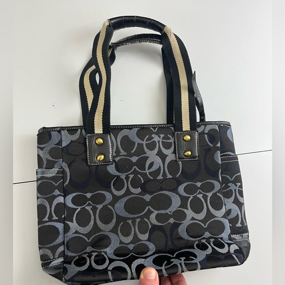 Vintage Coach shoulder bag - Picture 3 of 8